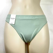 NWT Calvin Klein Women's S Bonded Flex Thong Underwear QD3958