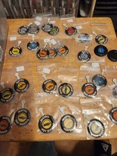 hot wheels redline red line buttons/pins 1967-1970 metal plastic FREE COMBINED