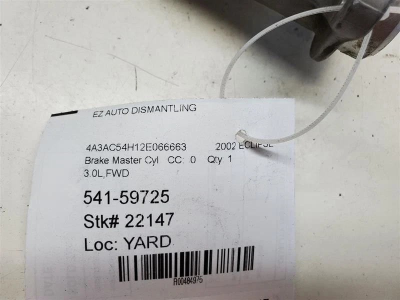 01-05 Cilindro maestro de freno cupé con ABS se adapta a SEBRING MPN: MR475432 Foto 2 de 4