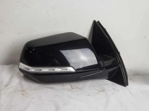 2018-2019 Chevrolet Traverse Right Passenger Side View Door Mirror Black Oem