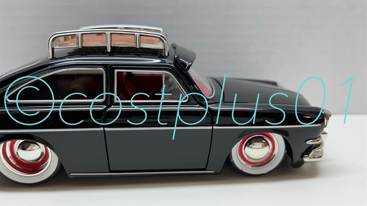 JADA V DUBS 1965 VW 1600 TL FASTBACK 1:24 BLACK RACK MOON