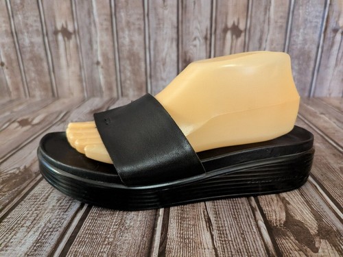 Donald J Pliner Sz 8.5 M Fifi Black Leather Wedge Thong Sandals Slides VGUC! - Picture 3 of 7