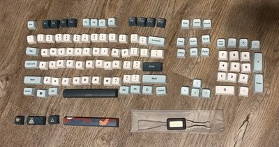 Montech Freedom MDA Profile PBT Keycaps - Excellent Condition