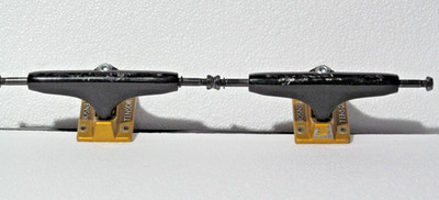 Tensor Trucks Black / Gold 129/ 8'' Used