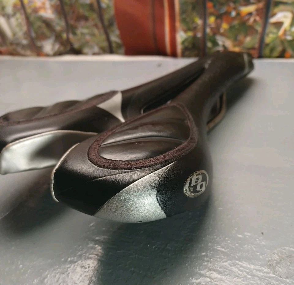 Asiento de sillín de bicicleta de carbono Specialized Jett 143 Hollow Ti limpio Foto 3 de 4