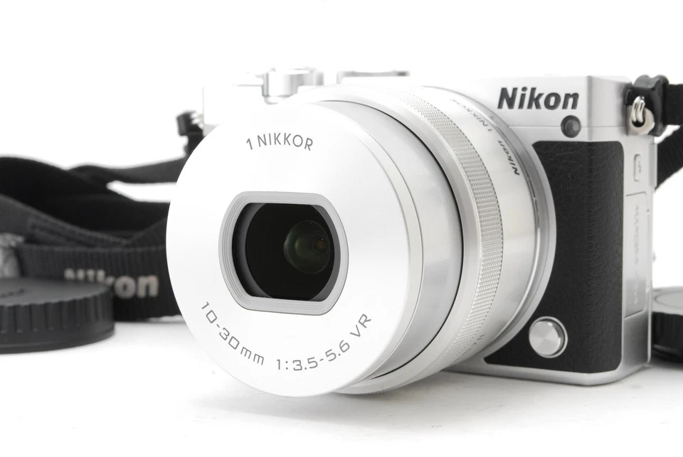 2,420 Shots!! [MINT]Nikon 1 J5 Mirrorless Digital Camera 10-30mm Lens Kit JAPAN - Image 2 of 4