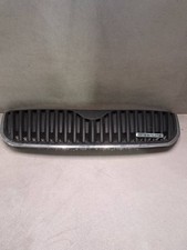 Calandre Skoda SUPERB