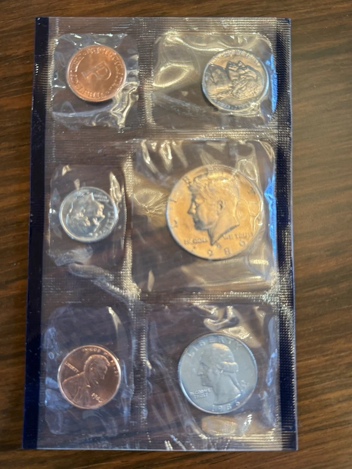 Lote de 6 juegos de monedas vintage sin circular de Estados Unidos como nuevas (años 60-70) embalaje gubernamental Foto 2 de 4