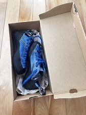 Evolv rock climbing shoes- Brand New With Box Size EU37