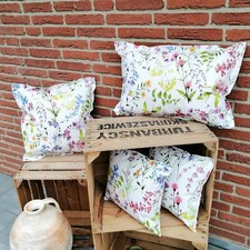 Wachstuchkissen Blumen - Outdoorkissen Gartenkissen Loungedekoration in 3 Größen