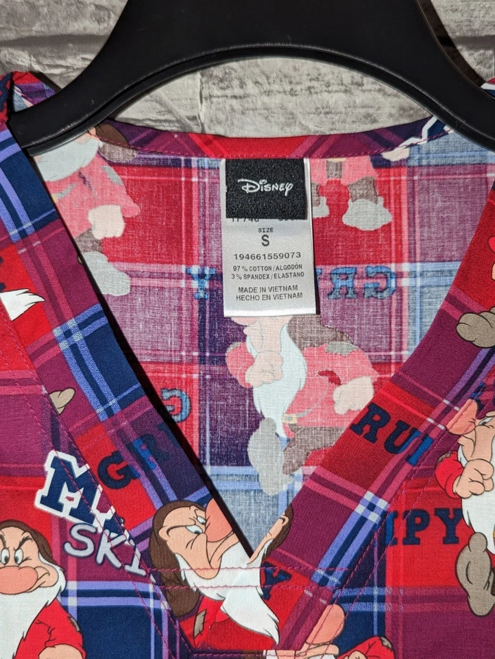 Grumpy Snow White Cherokee Scrub Top Disney Tooniforms Mens V Neck Size S New - Image 2 of 4