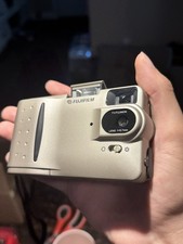 FujiFilm DX 5 Digital Camera MINT CONDITION in Original Packaging