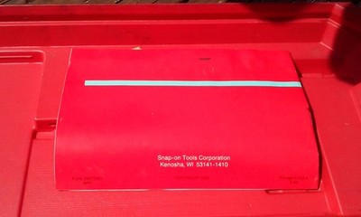 スナップオン Snap-on MT2261 タイミングライト 中古品 現状品 ケース/説明書付き 【ハンズクラフト宜野湾店】 スナップオン Snap-on MT2261 タイミングライト 中古品 現状品 ケース