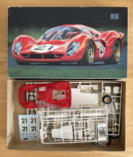 Fujimi 1/24 Ferrari 330 P4 BERLINETTA Model Car Kit As Raced In The 1967 Le Mans