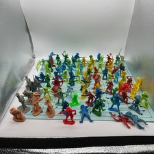 82 Vintage Plastic Toy Cowboys  Indians Mix of Colors Marx  Tim Mee Lot 1