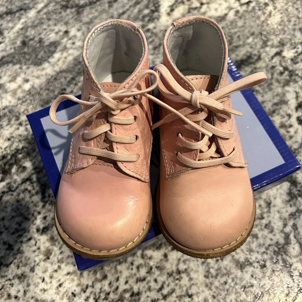 Zapatos para caminar Josmo talla 5,5 niña rosa avestruz Foto 2 de 4