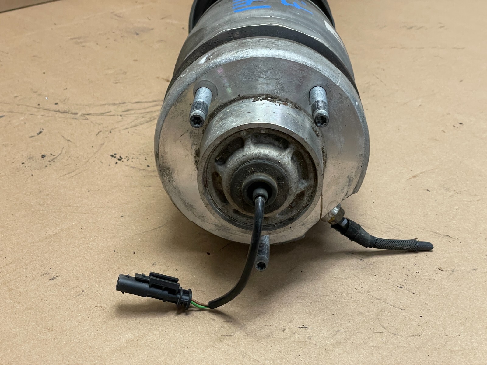 2017 2018 Maserati Levante Front Left Driver Shock Strut Absorber 1442 OEM
