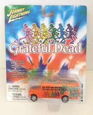 Johnny Lightning Grateful Dead Chase "White Lightning  1956 Chevy Bus 2004 NEW