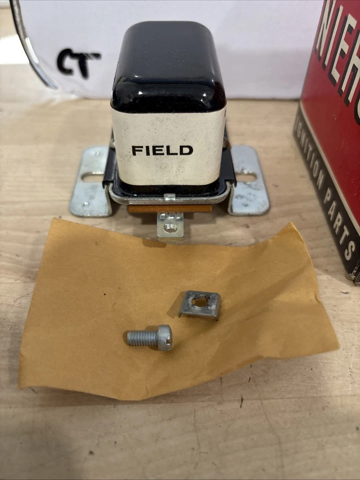 Regulador alternador Niehoff AL-169 12V con hardware Foto 4 de 4