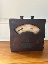 Vintage Weston Electrical A.C. Voltmeter Wood Box Tester Instrument Model 155