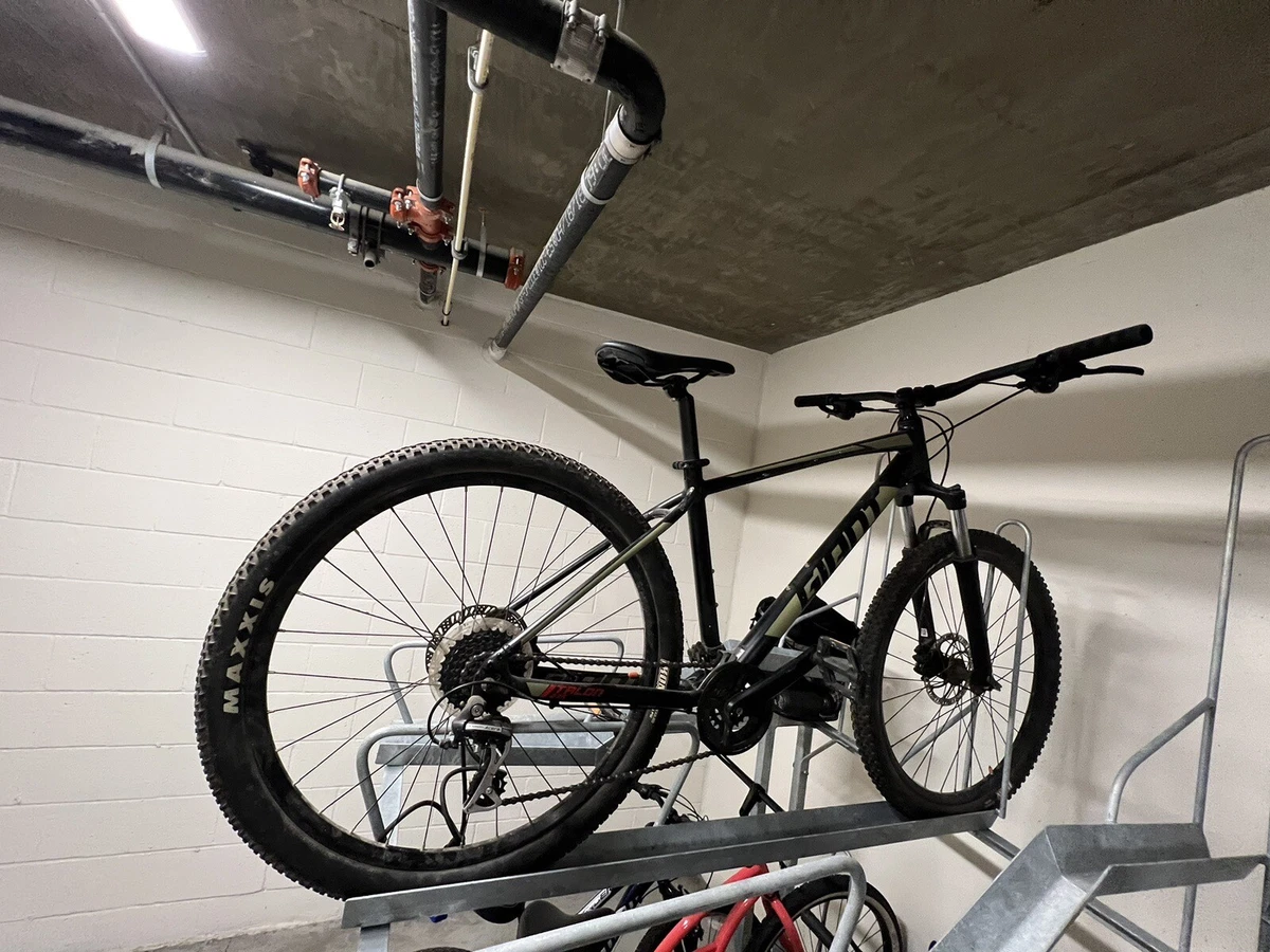 Giant talon 2 sale bike