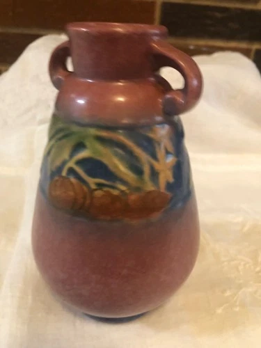 Roseville Baneda 1932 Pink Vase