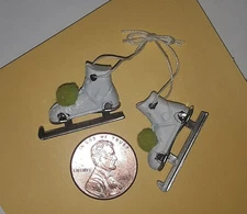 Vintage Miniature ICE SKATES Dollhouse Christmas Village Craft Decoration Tiny