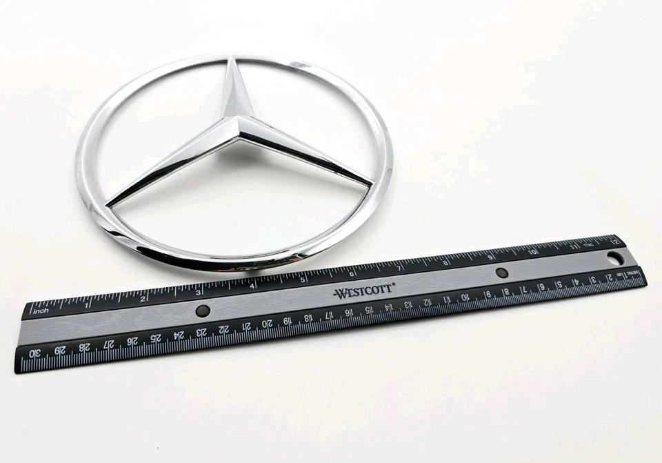 Mercedes Benz SLK280 SLK300 SLK350 GK62B2 2005-2011 INSIGNIA PARRILLA DELANTERA EMBLEMA Foto 2 de 3