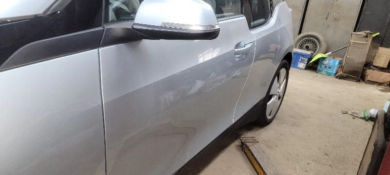 BMW i3 2014 cubierta de carga cubierta trasera del motor Foto 3 de 4