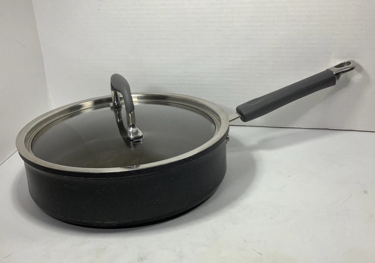 Pampered Chef Nonstick 10” Saute Pan Lid Titanium Thailand 3 Qt Hard Anodized