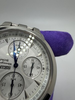 Seiko 7T62-0EP0 Chronograph 38.5mm White Dial Blue Hands Box