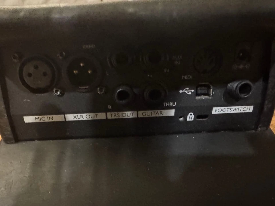 TC-Helicon Voicelive Touch Vocal Effects Processor Effector w/Adapter READ r# - Image 4 of 4