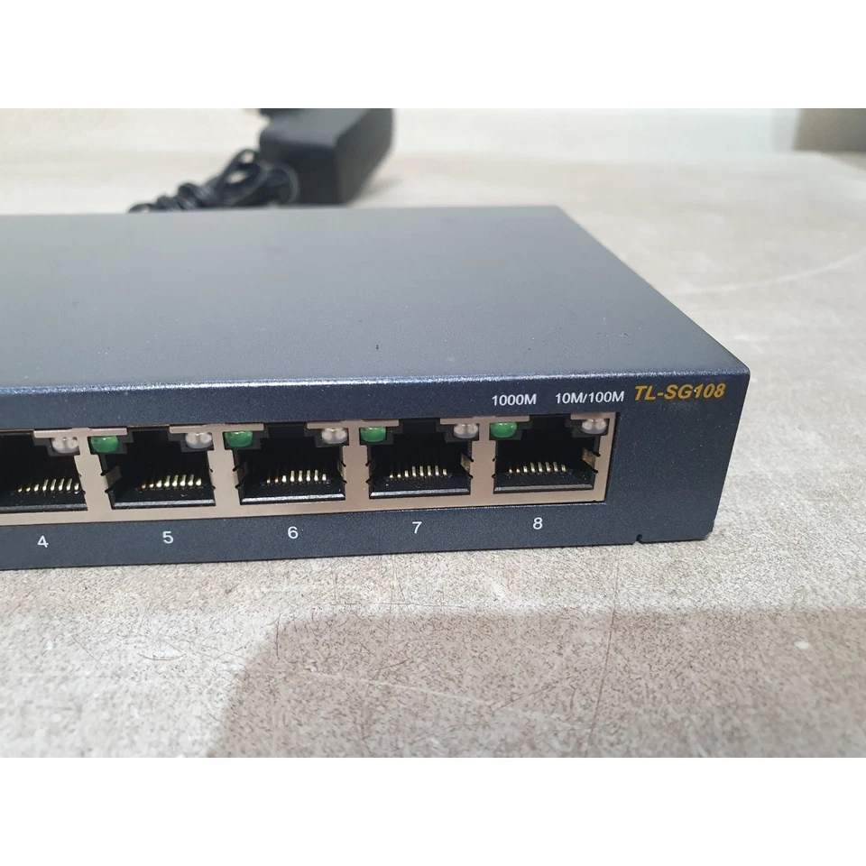 TP-Link TL-SG108 Smart Desktop Gigabit Switch Grey 8x Ethernet Ports w/ Adapter - Image 3 of 4