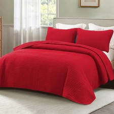 Whale Flotilla Ultra Soft Queen Quilt Bedding Set, Full/Queen 96x90 , Red