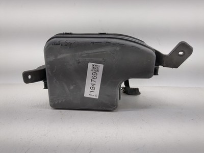 2014-2016 Mazda 3 Fusebox Fuse Box Relay Module Bays-675x0 E6JUQ