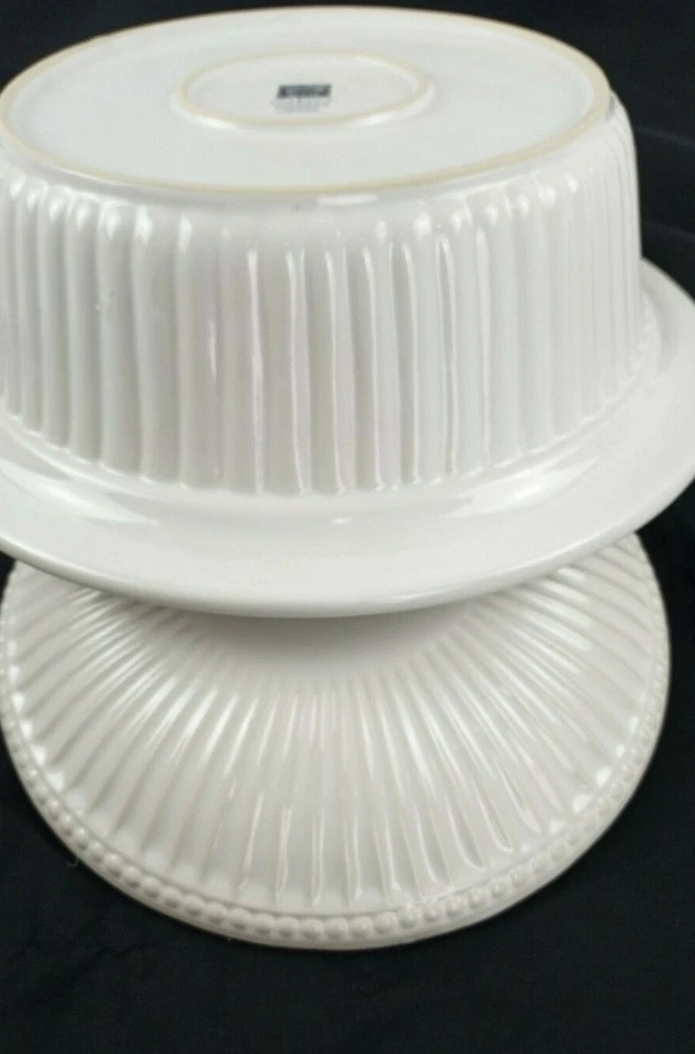 TABLETOPS GALLERY VILLABLANCA 11"X 3 1/4"DEEP RIBBED SERVINGBOWL W/LID & CARRIER - Image 3 of 4