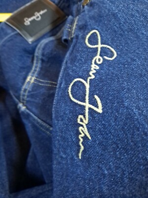 Vintage Sean John 36x28 Embroidered Signature Denim Jeans Vintage Sean John 36x28 Embroidered Signature Denim Jeans