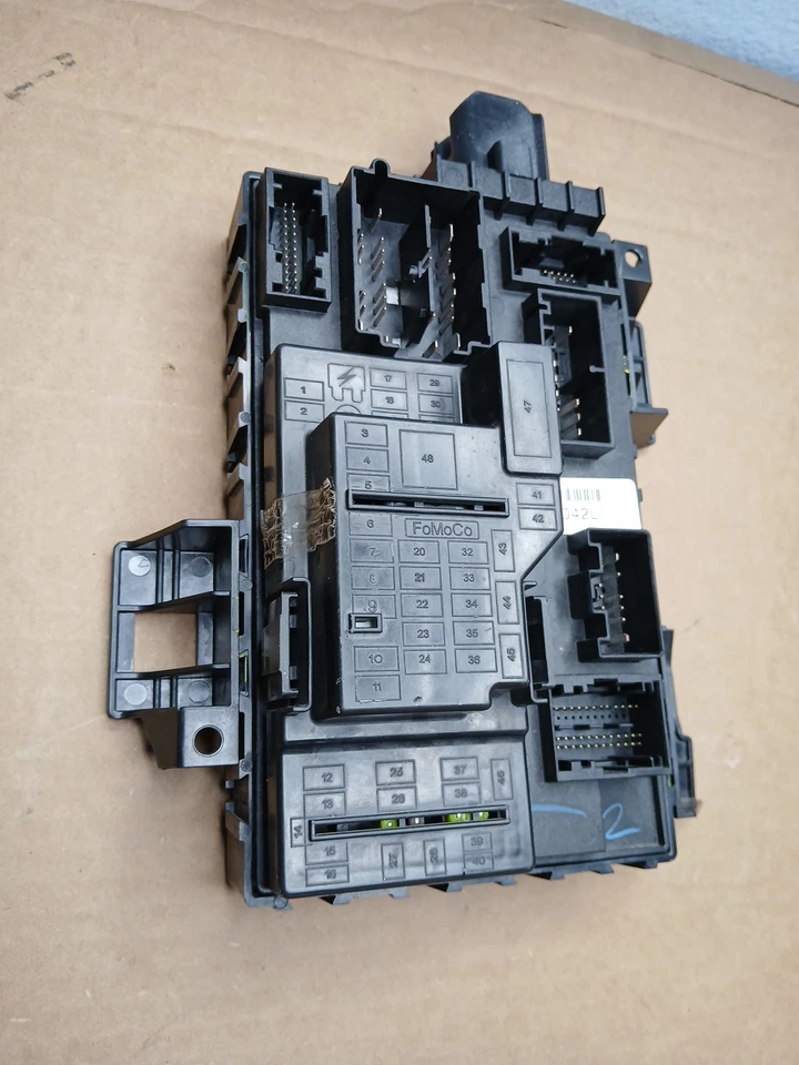 2010 FORD TAURUS MILAN OEM UNIDADE DE CONTROLE DE CAIXA DE FUSÍVEIS DE JUNÇÃO INTELIGENTE AG1T-14B476-CD - Imagem 2 de 4