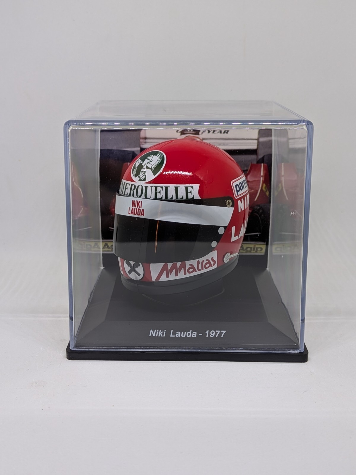 Casque Niki Lauda 1977 Spark HELFE95 pour revivre la légende du champion du monde de F1