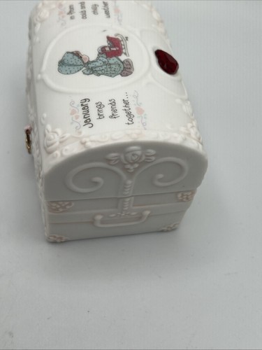 January Precious Moments 1995 Keepsake Box Garnet Birthstone Trinket Box - Picture 6 of 6