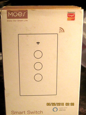 MOES WI-FI & RF433 TOUCH SWITCH 3 GANG WHITE 100-240V NEW IN BOX with FAST SHIP!