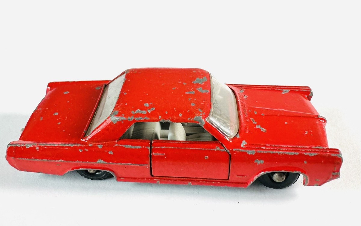 VINTAGE 1964 MATCHBOX NO. 22 RED PONTIAC GRAND PRIX SPORTS