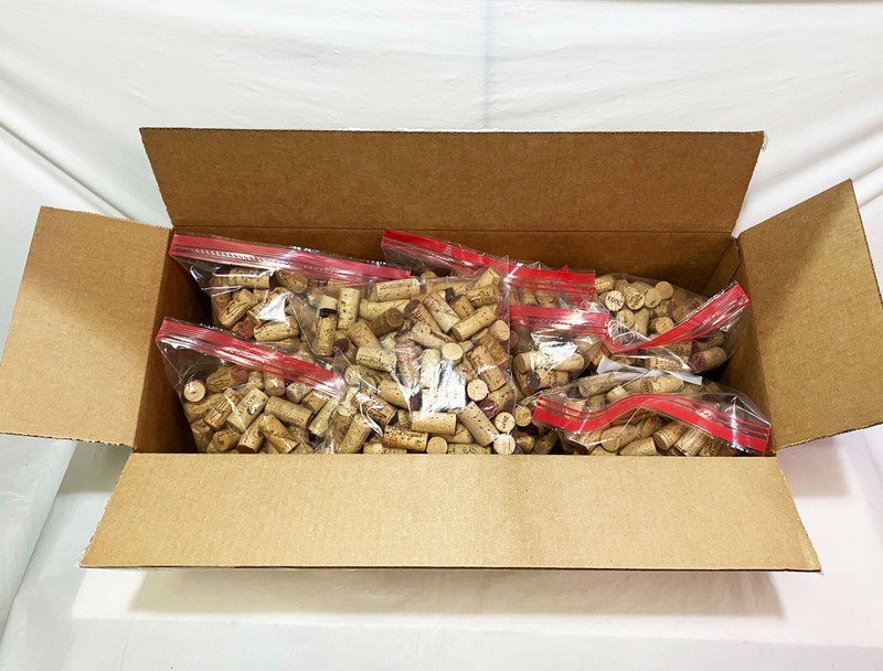 Lot of 750 used natural wine corks – no synthetic no champagne