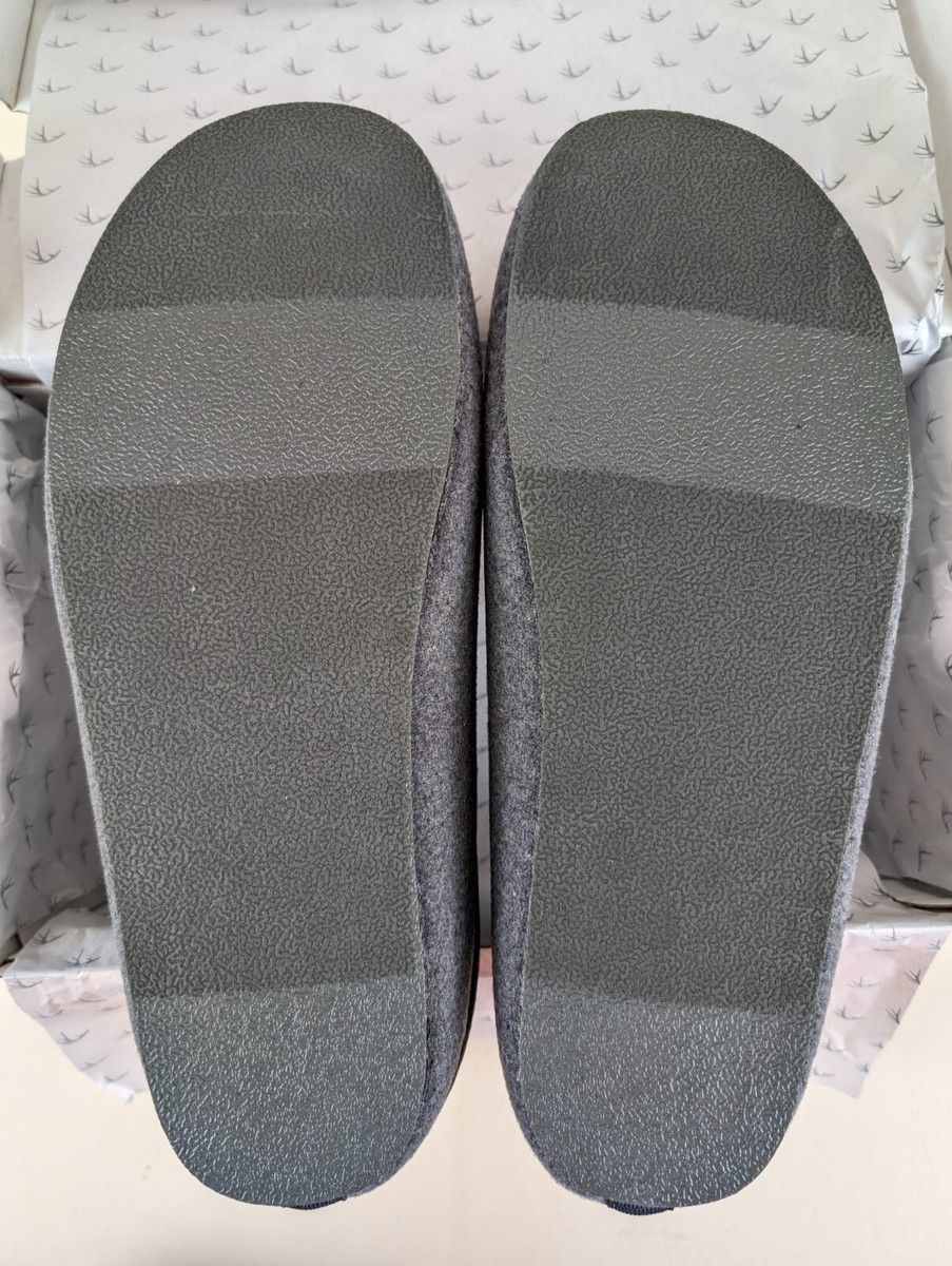 Deer Stags Slipperooz Unbound Mule Slippers Mens 11M Grey  display picture 3