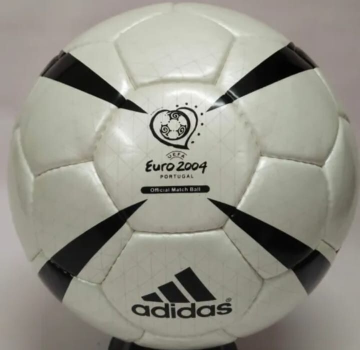 Adidas Roteiro UEFA Euro 2004 Portugal White Match ball