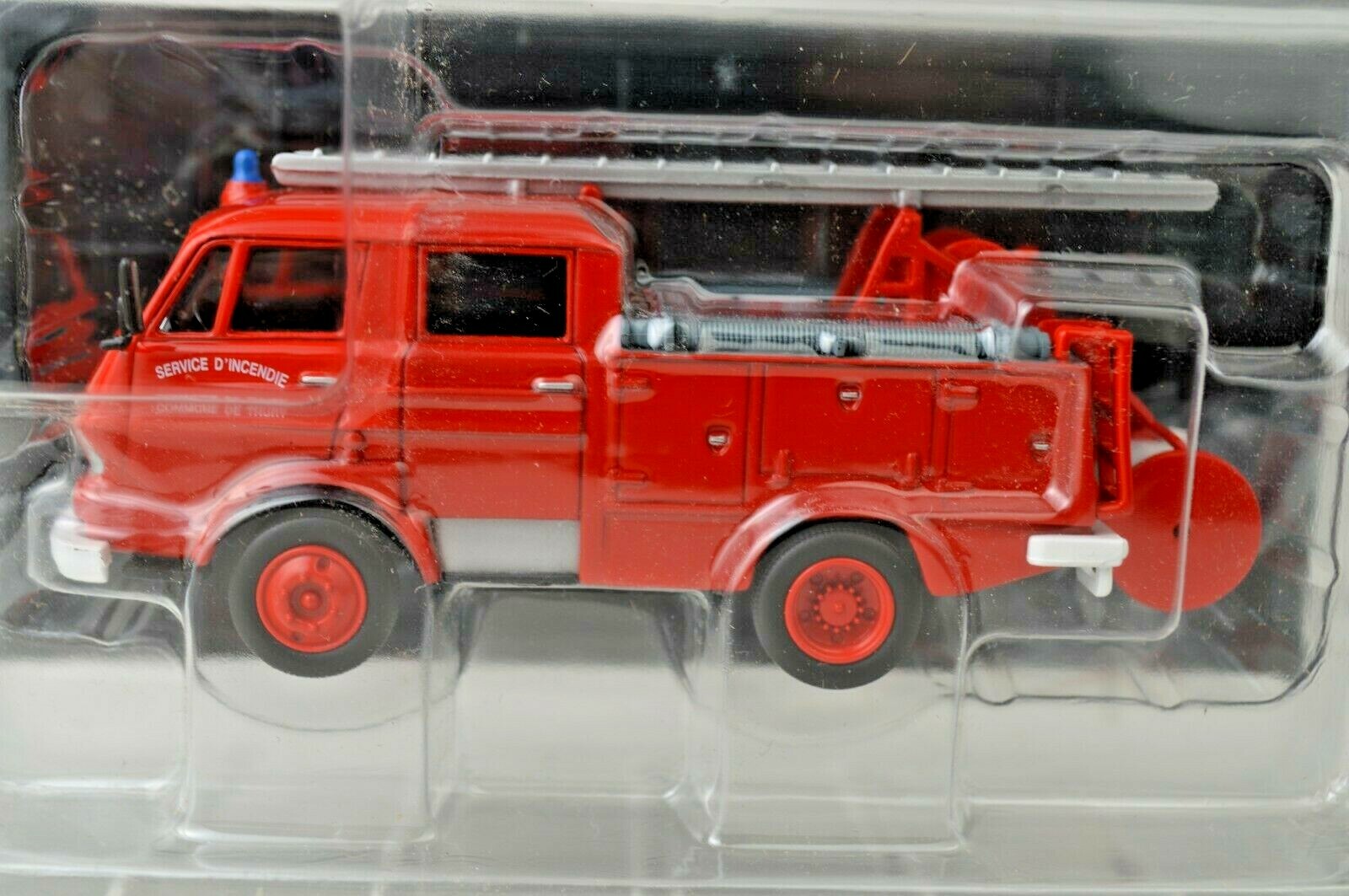 Picture 5 of 12