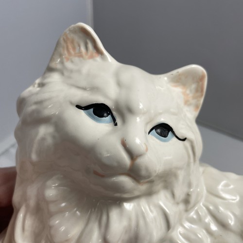 Vintage White Kitty Cat Planter Ceramic Pink Nose Laying Kitten Hand Painted - Picture 3 of 15