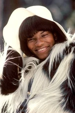 singer Stephanie Mills posed at home in Mount Vernon New York in F- Old Photo