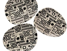 3 Pier 1 Import Traffic Oval Dinner Plates 9.5" x 12" Black & White