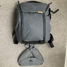 Peak Design Everyday Backpack 20L V2 Charcoal with Hip Belt